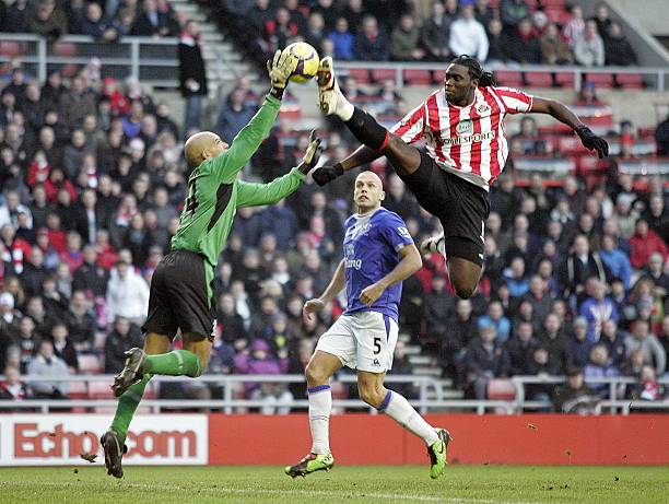 日益激烈的 日益激烈的